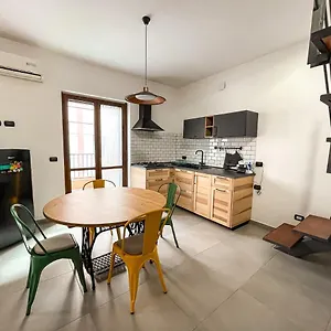 Ballaraus , Palermo Italia